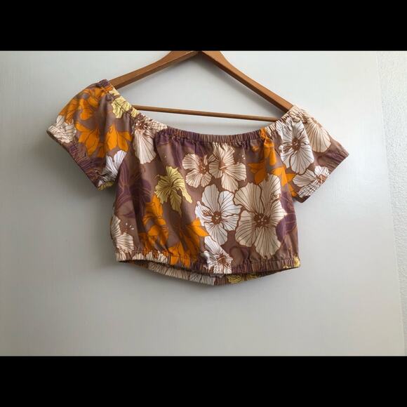 Wilfred crop top.  Size medium - Picture 4 of 5